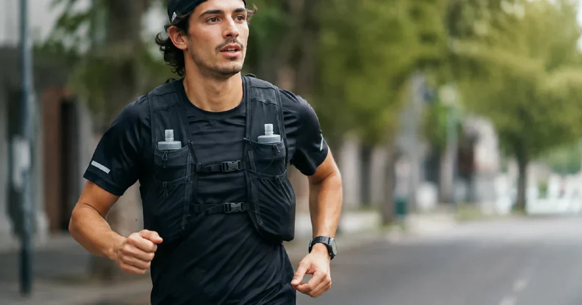 Chaleco de hidratación para correr: cuándo usarlo y qué llevar en él