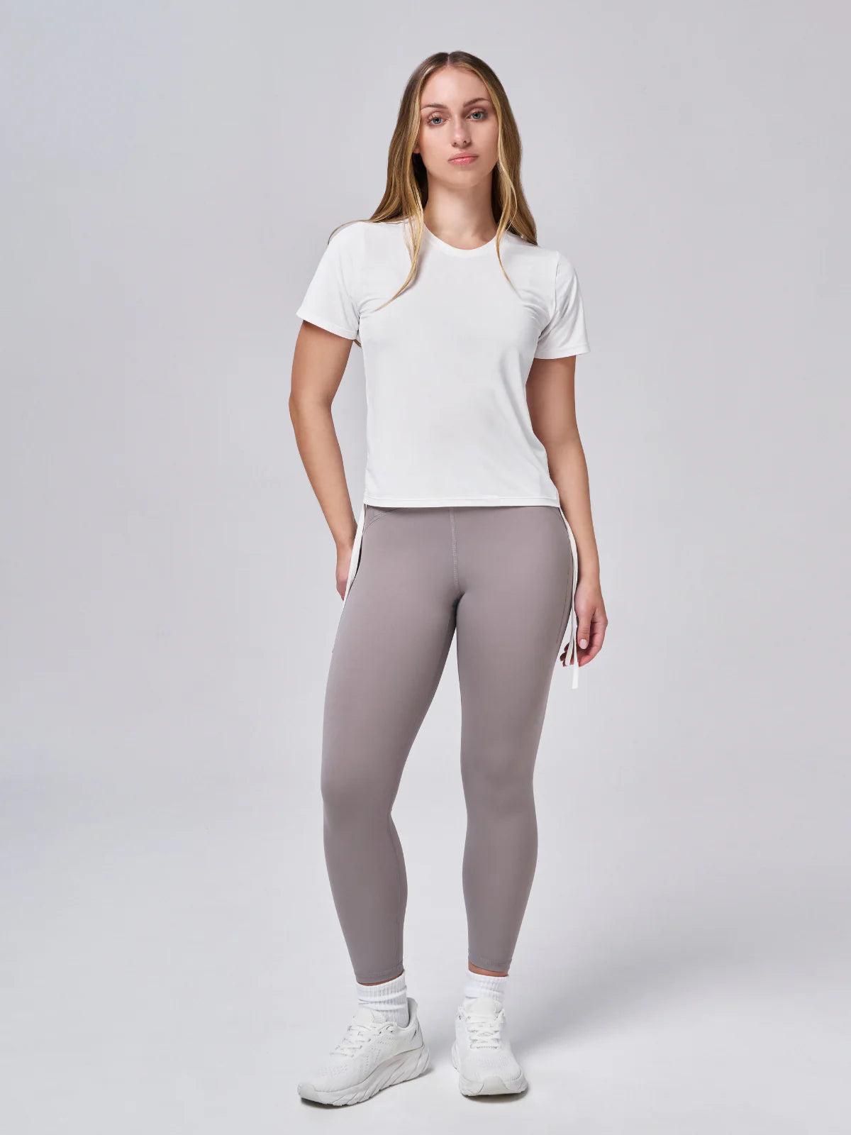 Remera Blanca Mujer Frente